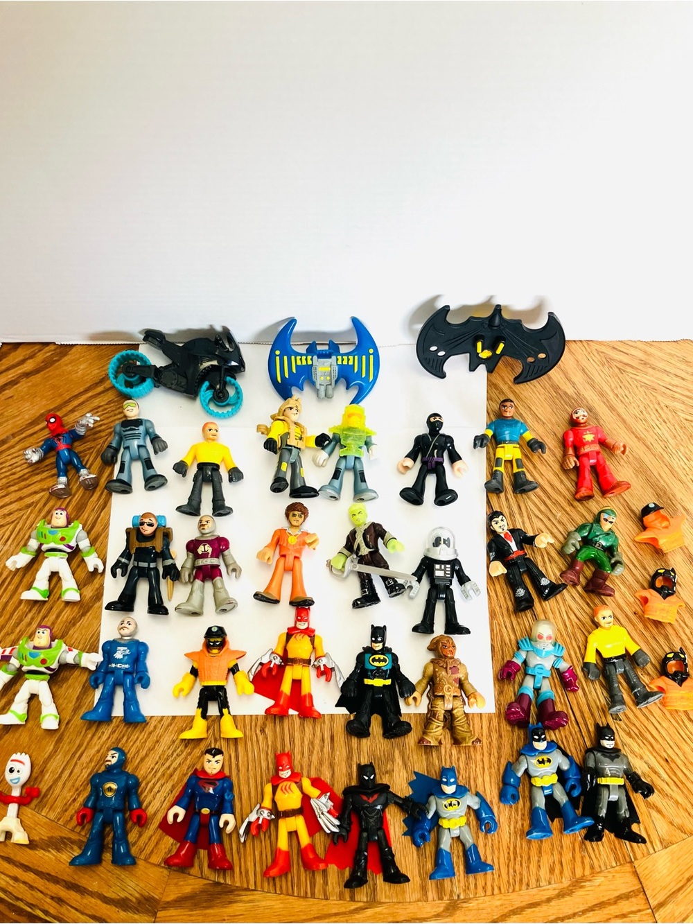 Fisher Price Imaginext Assorted Figures Lot(32) DC Super Heroes & More Read - Picture 2 of 12